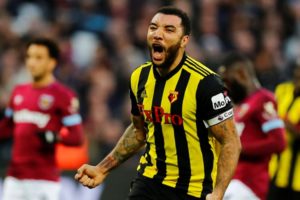 Troy Deeney - Passe D